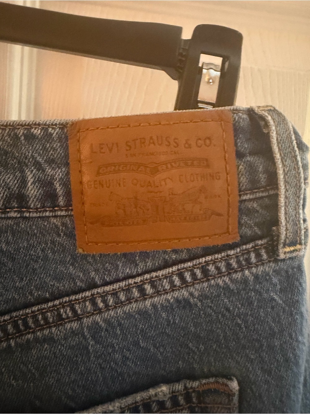 Levi's Premium Ribcage Bell High Rise Jeans - Picture 6 of 7